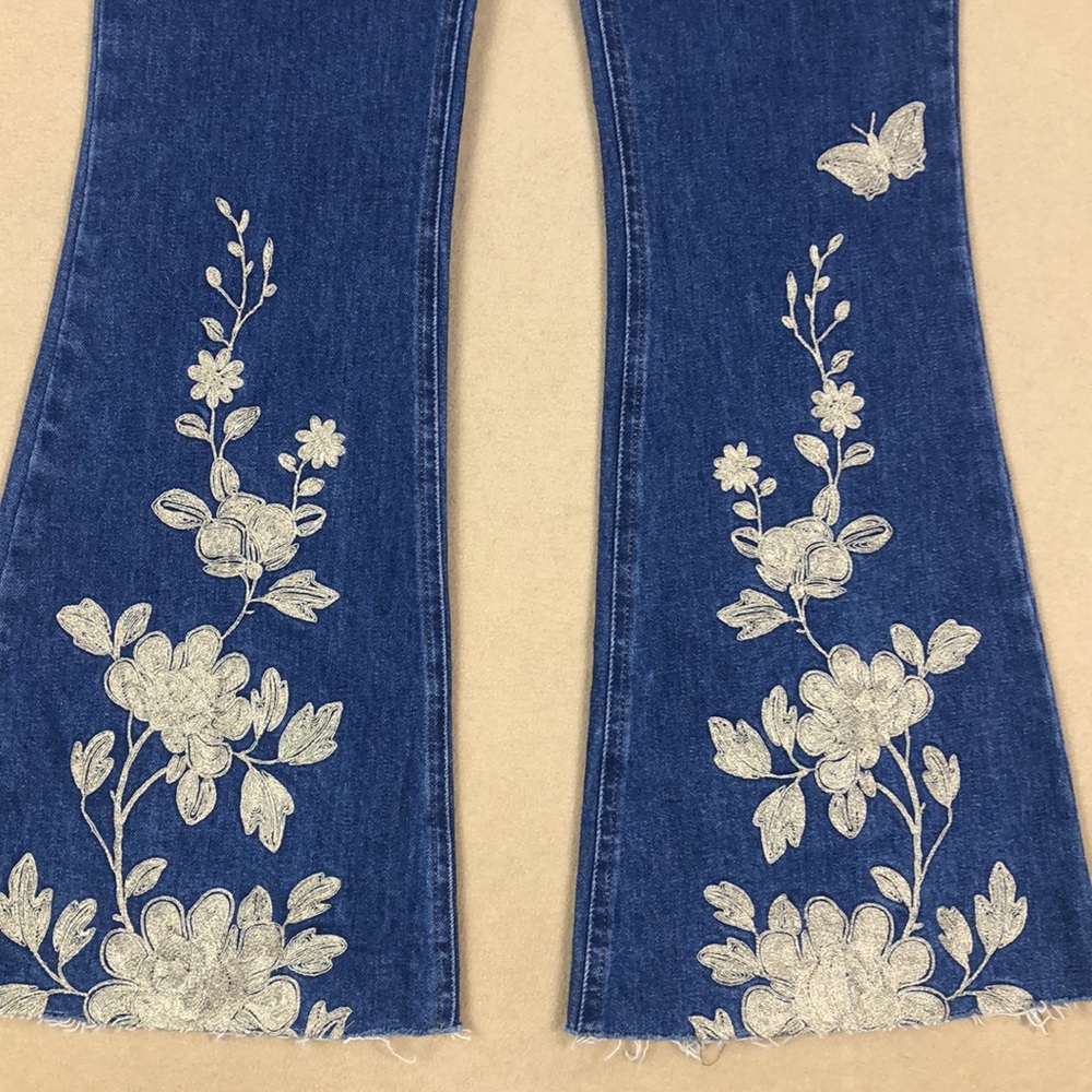 Gucci XX Floral Embroidered Flared High Rise Jeans RX722 Women’s size‎ 27 - Picture 2 of 14